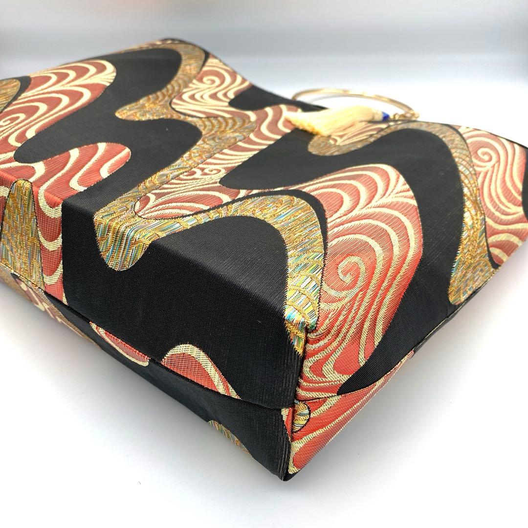 黒と赤　流水紋　帯リメイクバッグ　浴衣　着物