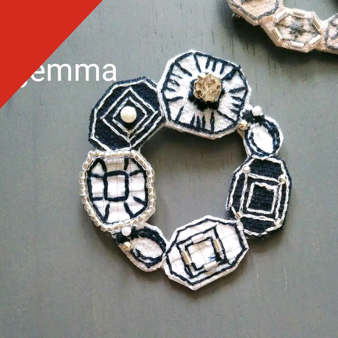 ⚠️ブルーリバー9-33 ハンドメイド ブローチ ミナペルホネン生地使用