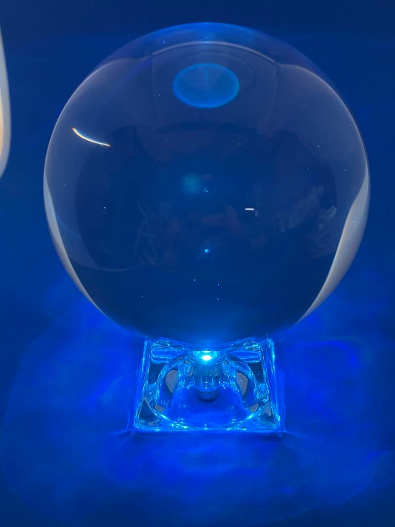 【光り輝く浄化の力】白水晶クリスタルボール直径9cmLEDカラーチェンジ台座付き