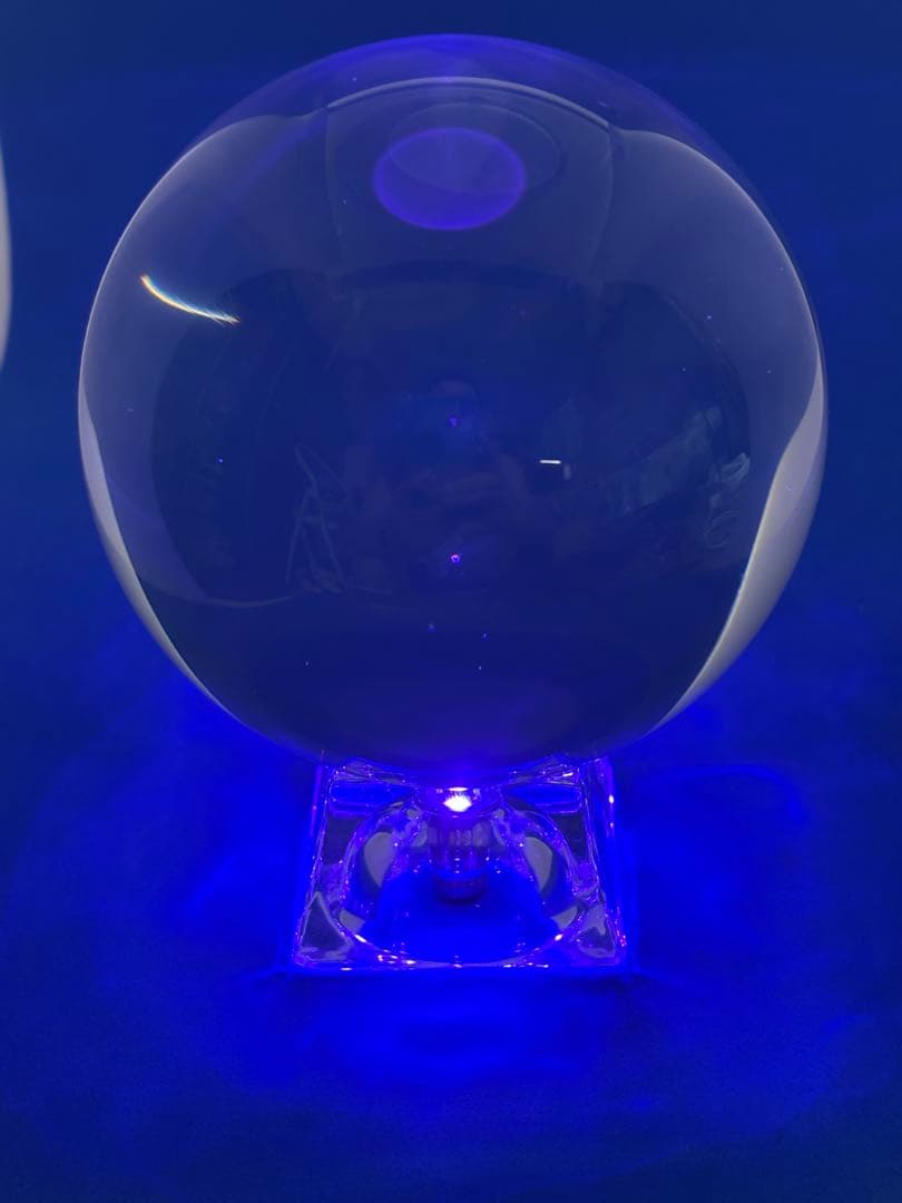 【光り輝く浄化の力】白水晶クリスタルボール直径9cmLEDカラーチェンジ台座付き