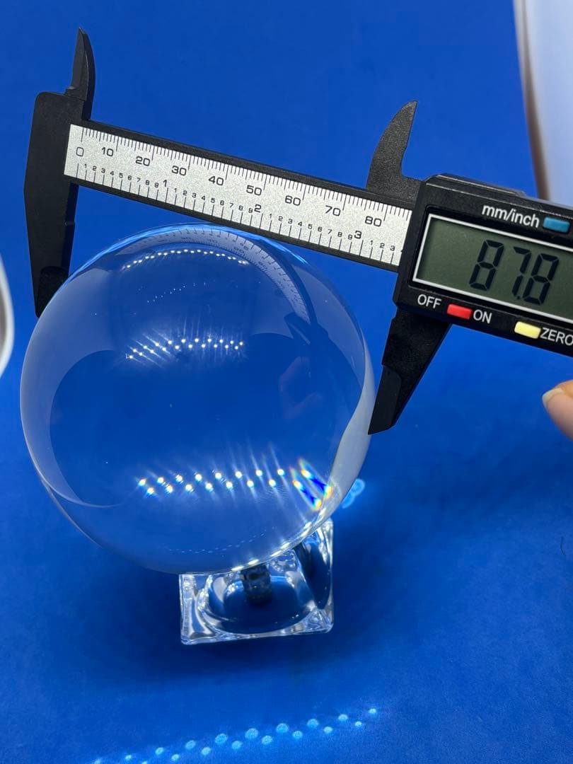 【光り輝く浄化の力】白水晶クリスタルボール直径9cmLEDカラーチェンジ台座付き