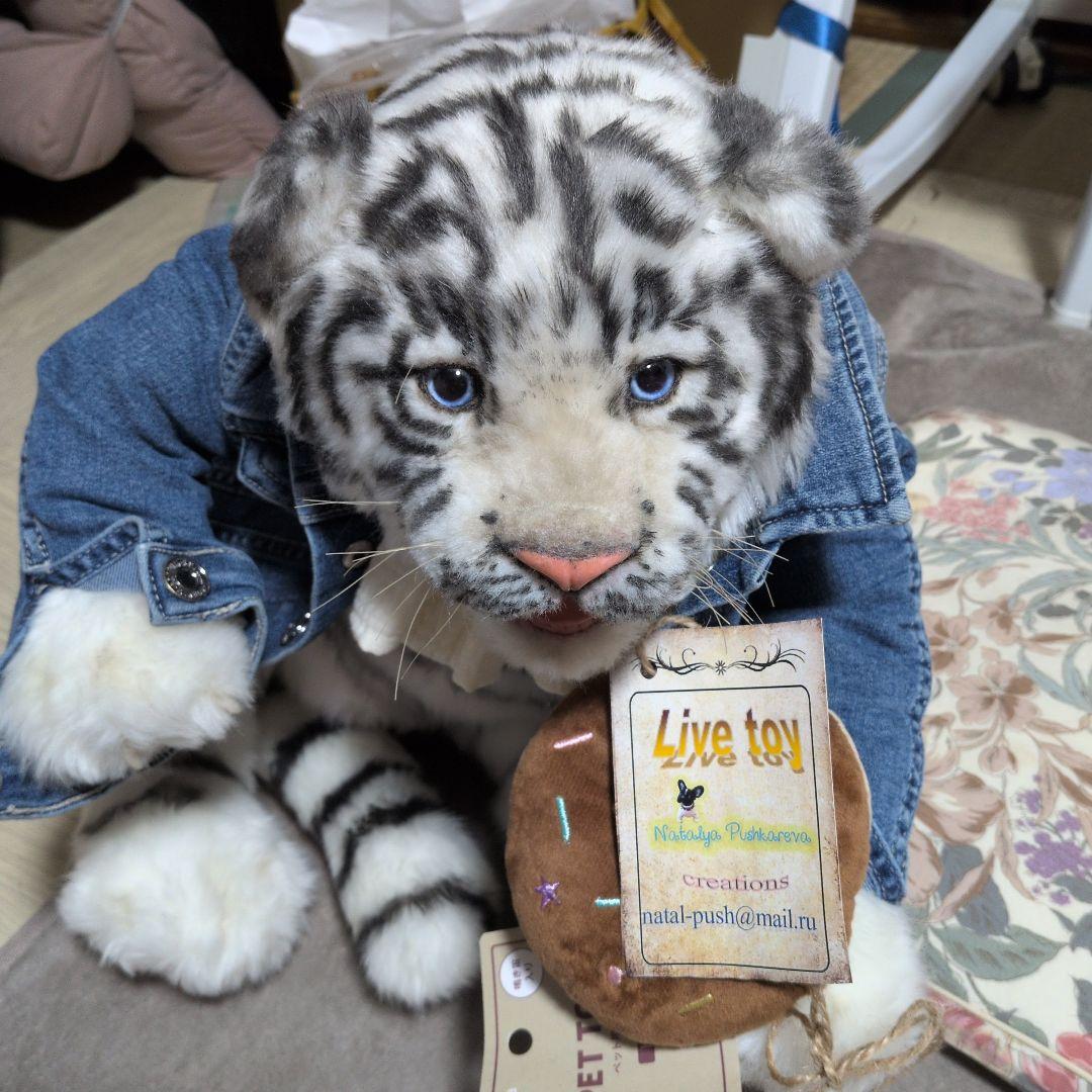 ホワイトタイガー ぬいぐるみ⭐️リボーンドール⭐️海外作家