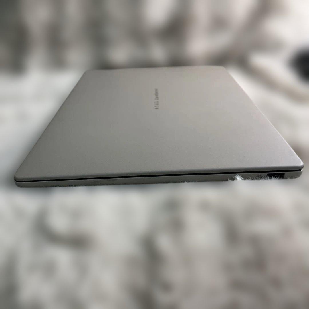 ASUS ノートパソコン Zenbook SORA UX3407RA ベージュ