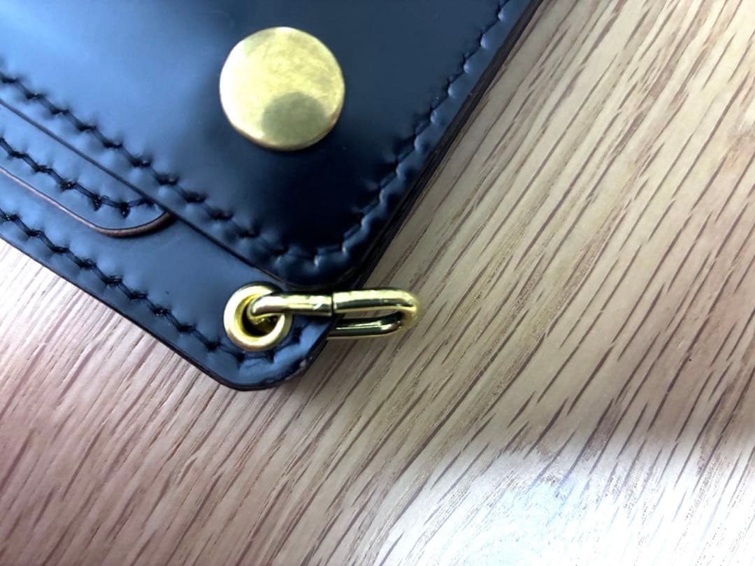 ミドルトラッカーウォレット　コードバン