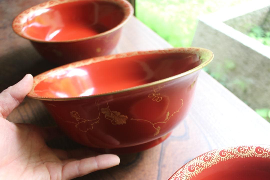 時代逸品！時代金縁朱漆に優美な葡萄唐草沈金の映える三つ組み大鉢（検輪島塗菓子鉢