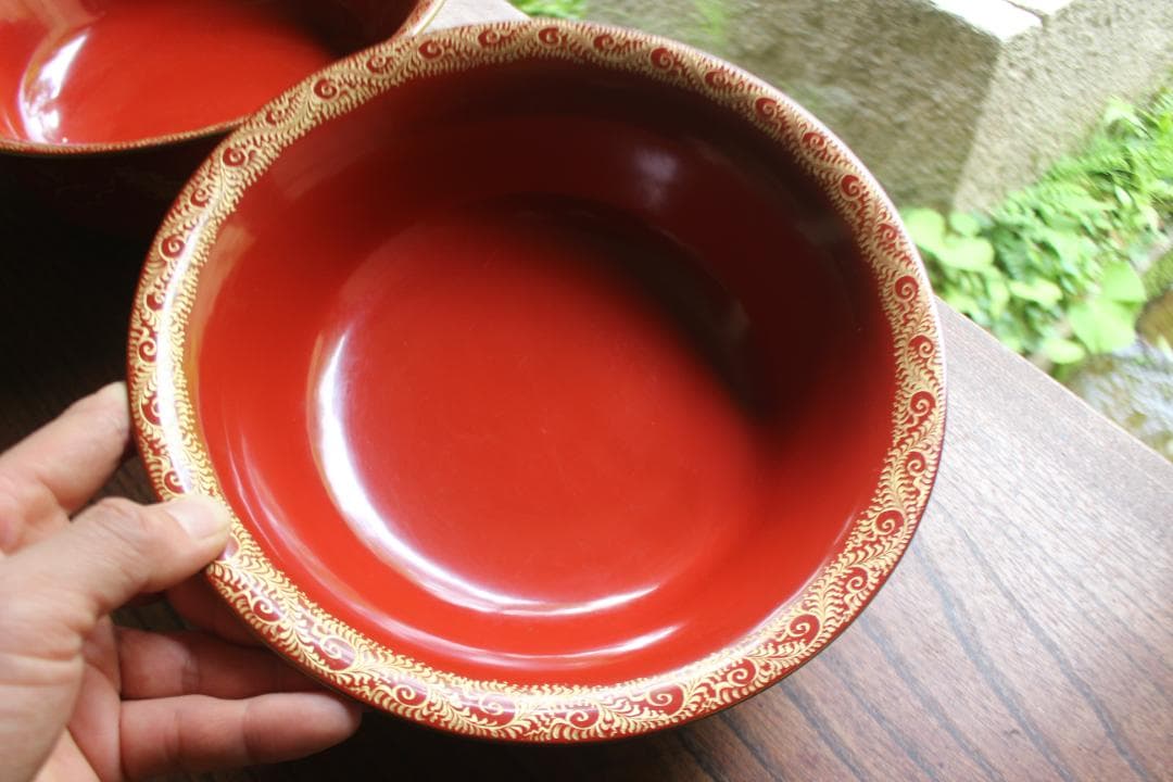 時代逸品！時代金縁朱漆に優美な葡萄唐草沈金の映える三つ組み大鉢（検輪島塗菓子鉢