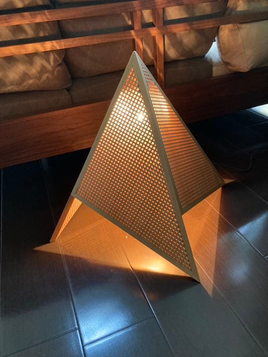 【美品】照明　床置き型　木のあかり　（値引き対応可）