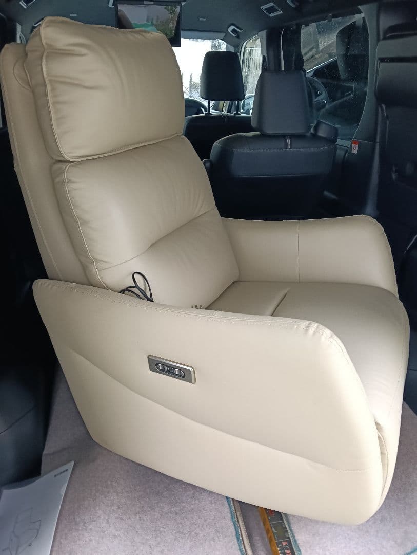 【直接受渡し】ニトリ 電動リクライニングパーソナルチェア LE01 ベージュ