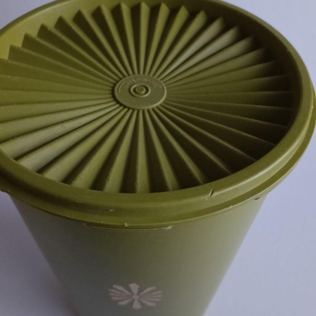 プラスチック保存容器セット（オレンジ・緑・黄色）タッパーウェア　琺瑯　レトロ