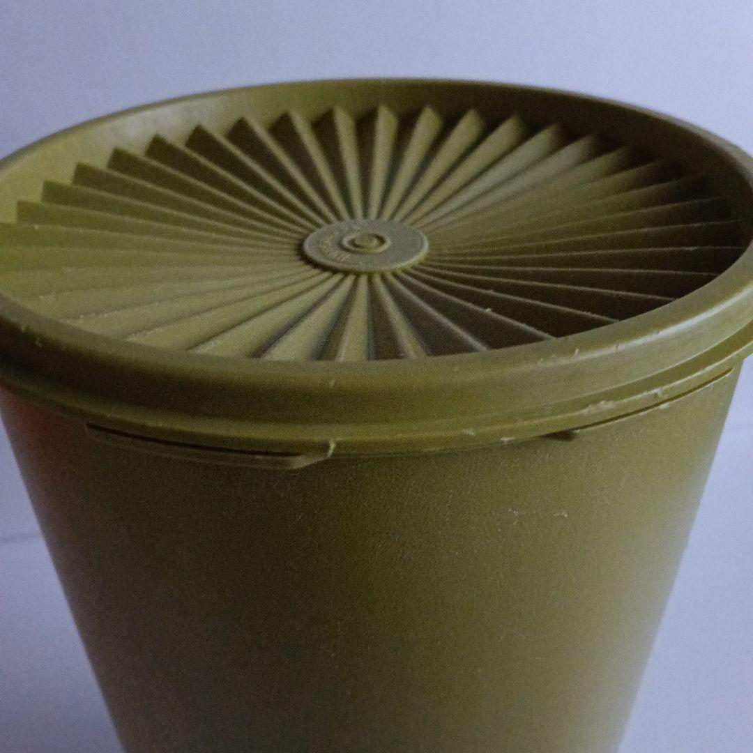 プラスチック保存容器セット（オレンジ・緑・黄色）タッパーウェア　琺瑯　レトロ