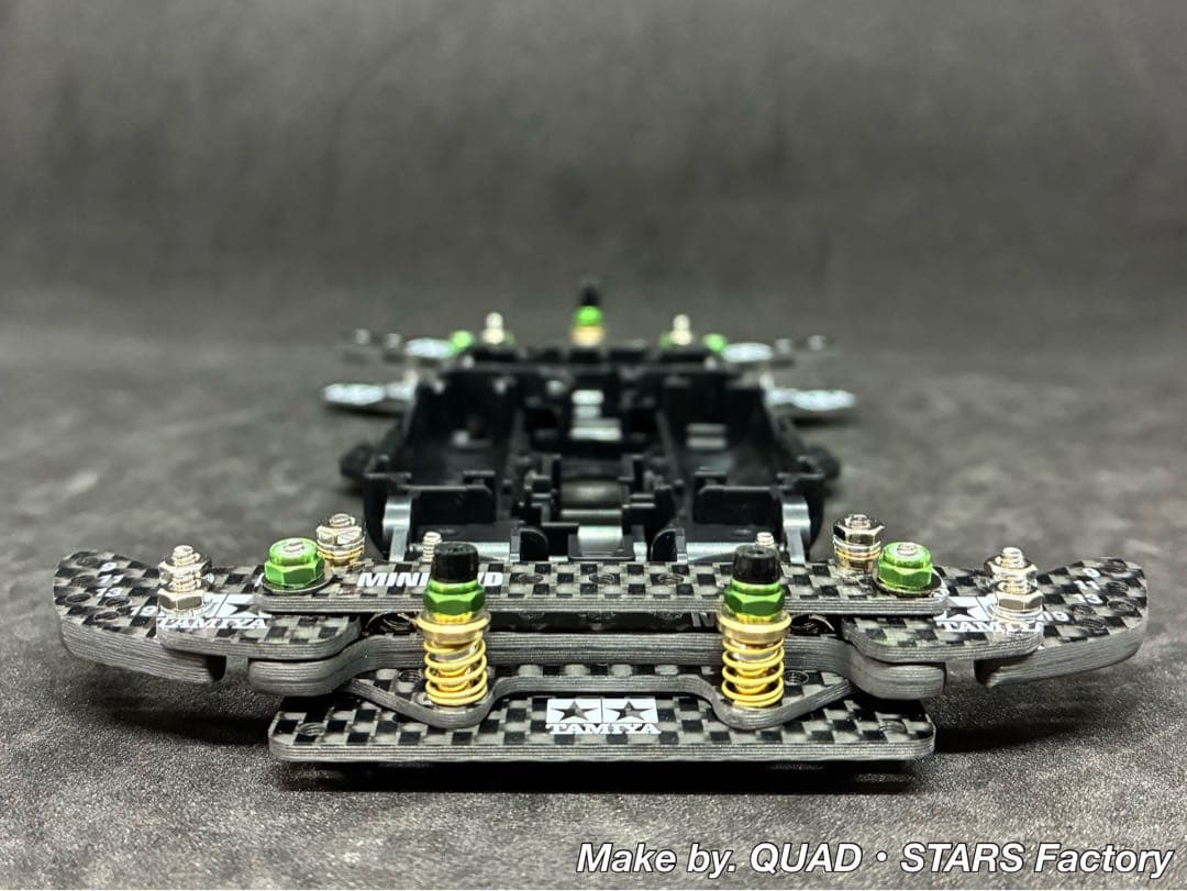 【ミニ四駆・ME用】2軸ATピボット＋1.5mm段下げ3mm厚＋1軸リヤアンカー