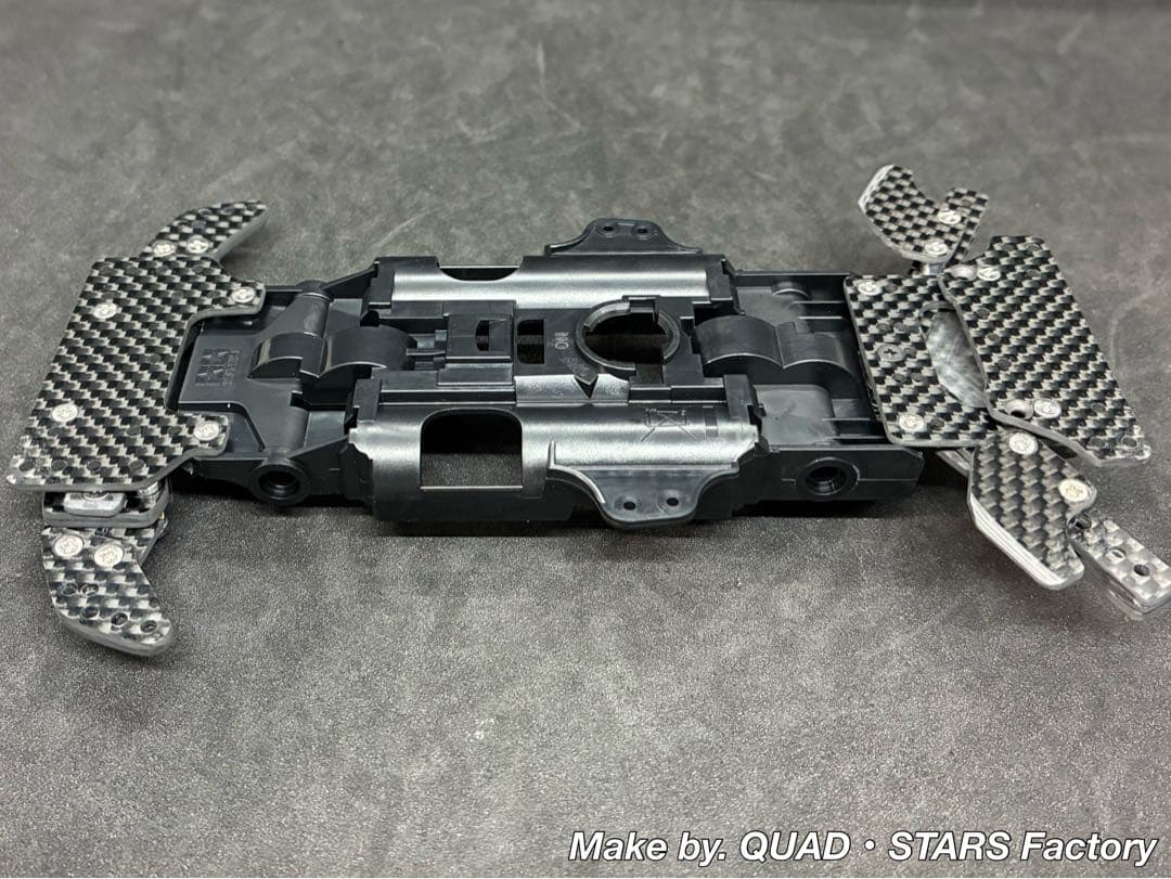 【ミニ四駆・ME用】2軸ATピボット＋1.5mm段下げ3mm厚＋1軸リヤアンカー