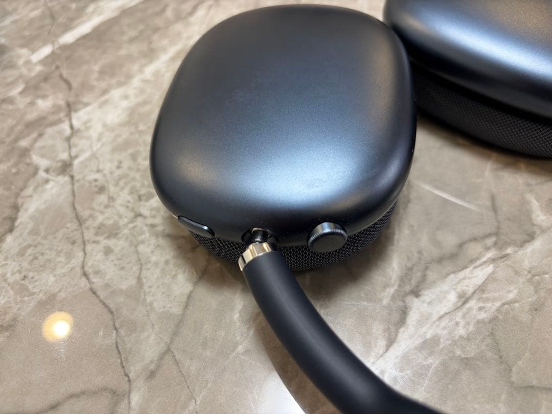 AirPods Max 第二世代（USB-C）　未使用　ミッドナイト