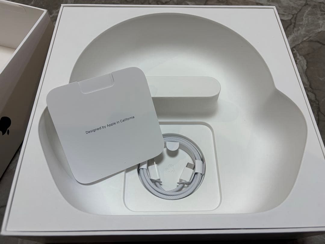 AirPods Max 第二世代（USB-C）　未使用　ミッドナイト