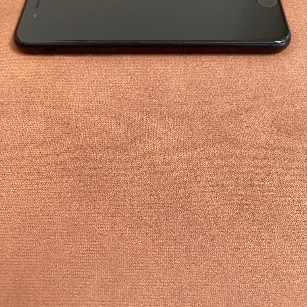 788【早い者勝ち】iPhoneSE2 第2世代 64GB SIMフリー☆