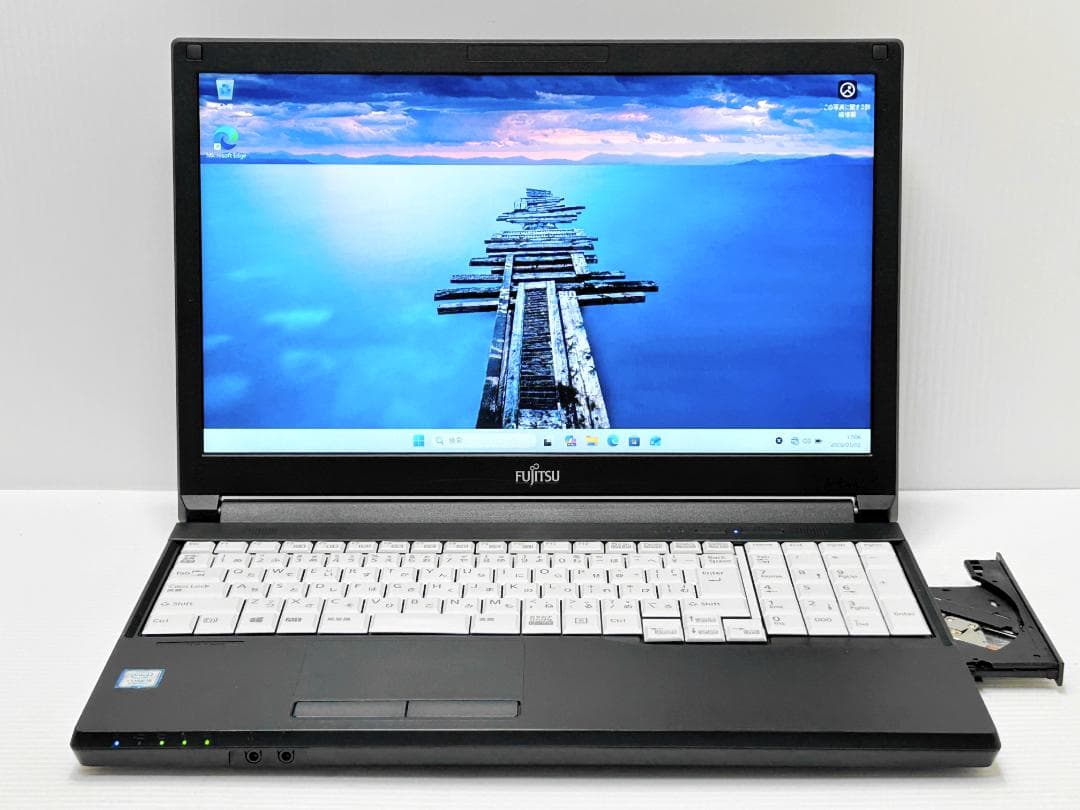 第8世代Core i5 LIFEBOOK A579/B 8G 500G DVD