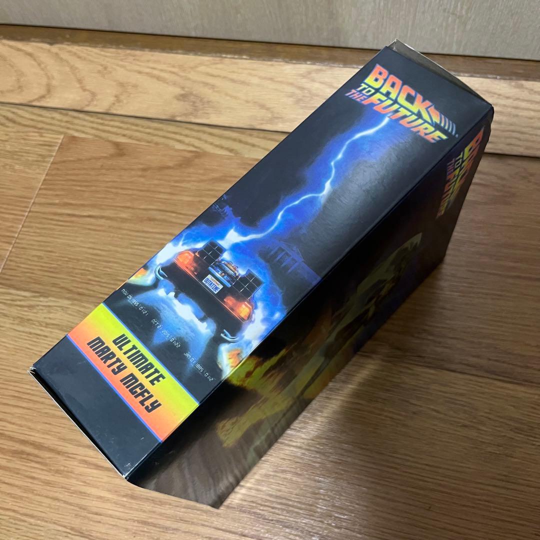 バックトゥザフューチャー マーティー マクフライ フィギュア　NECA