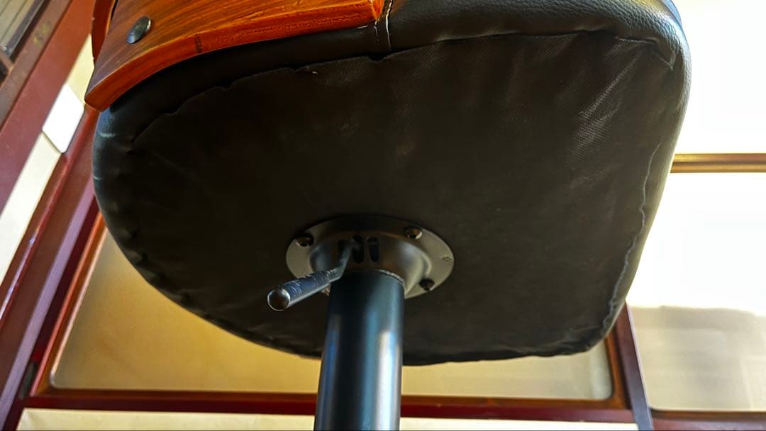 バーチェア　高さ調節可能　東京インテリア　アイアン　レザー　ウォールナット