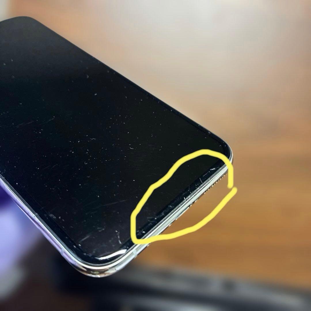 も*太様 iPhone XS 256GB シルバー 本体 SIMフリー