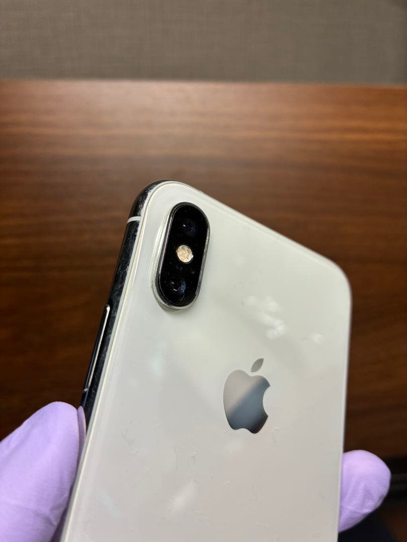 も*太様 iPhone XS 256GB シルバー 本体 SIMフリー