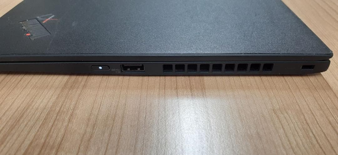 60L0320-04【完全ジャンク】ThinkPad X1Carbon Gen8