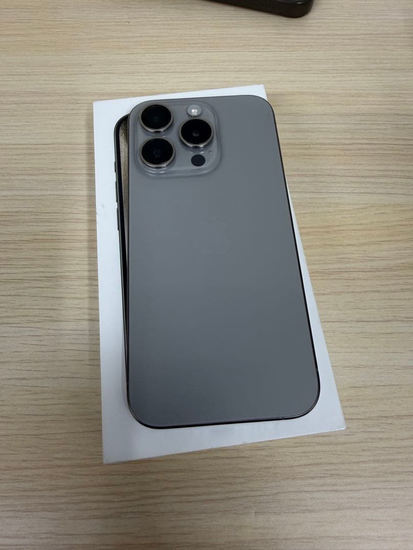 携帯電話本体 Han Thai