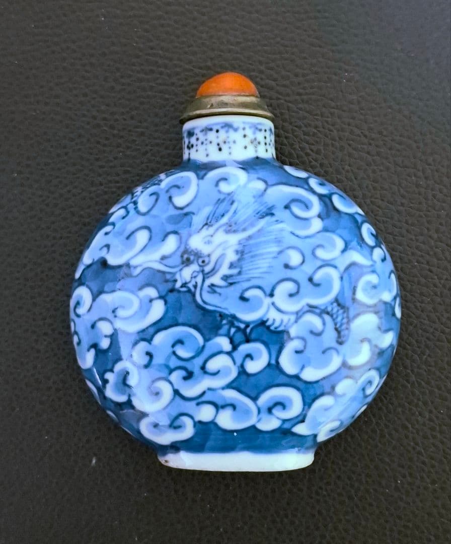 【鼻煙壷】青花雲龍文鼻煙壷 清代末～民国