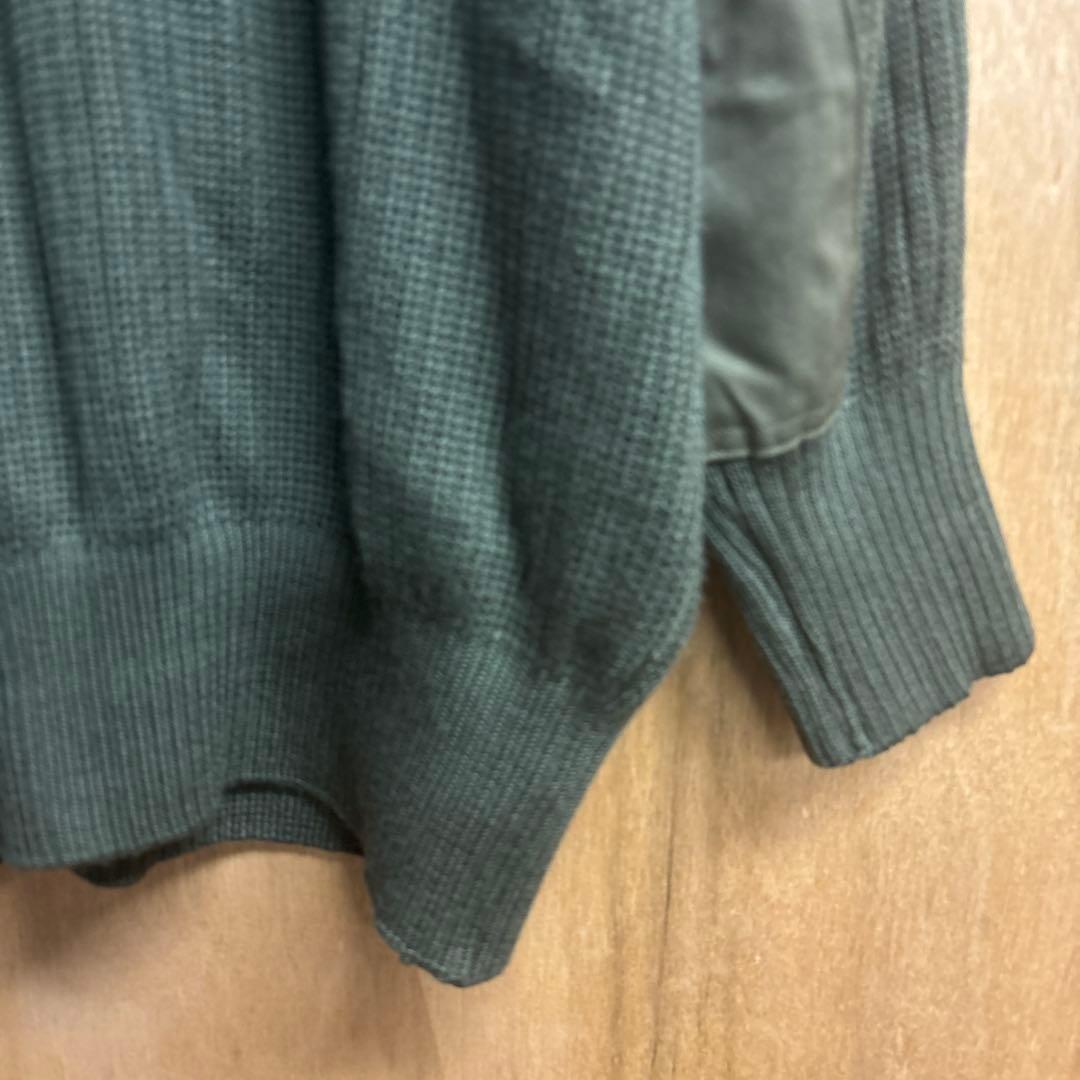 コマンドニット　パッチ付きオリーブグリーンニット　0130o178