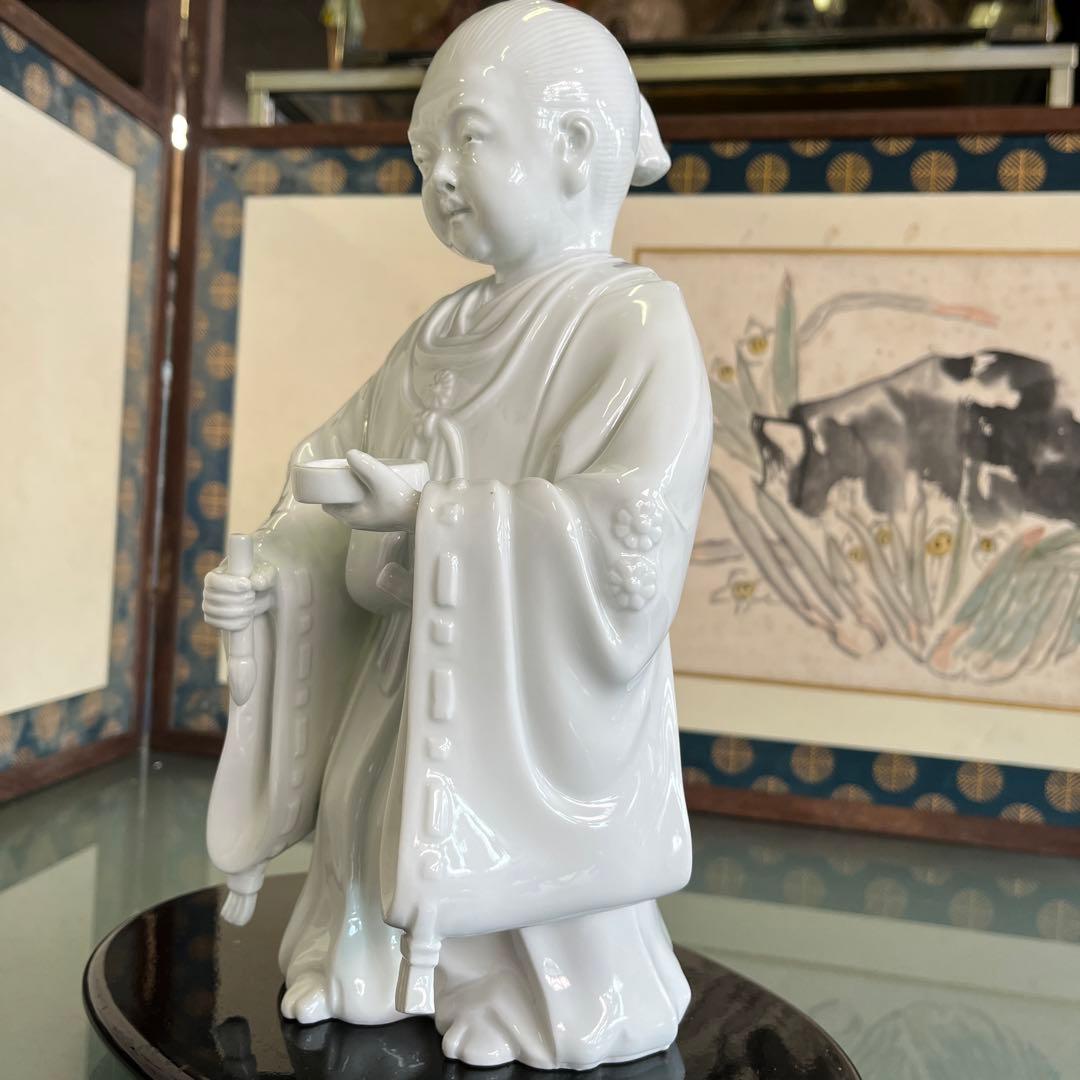 有田焼　白磁　本岡宗山作　弘法大師像？