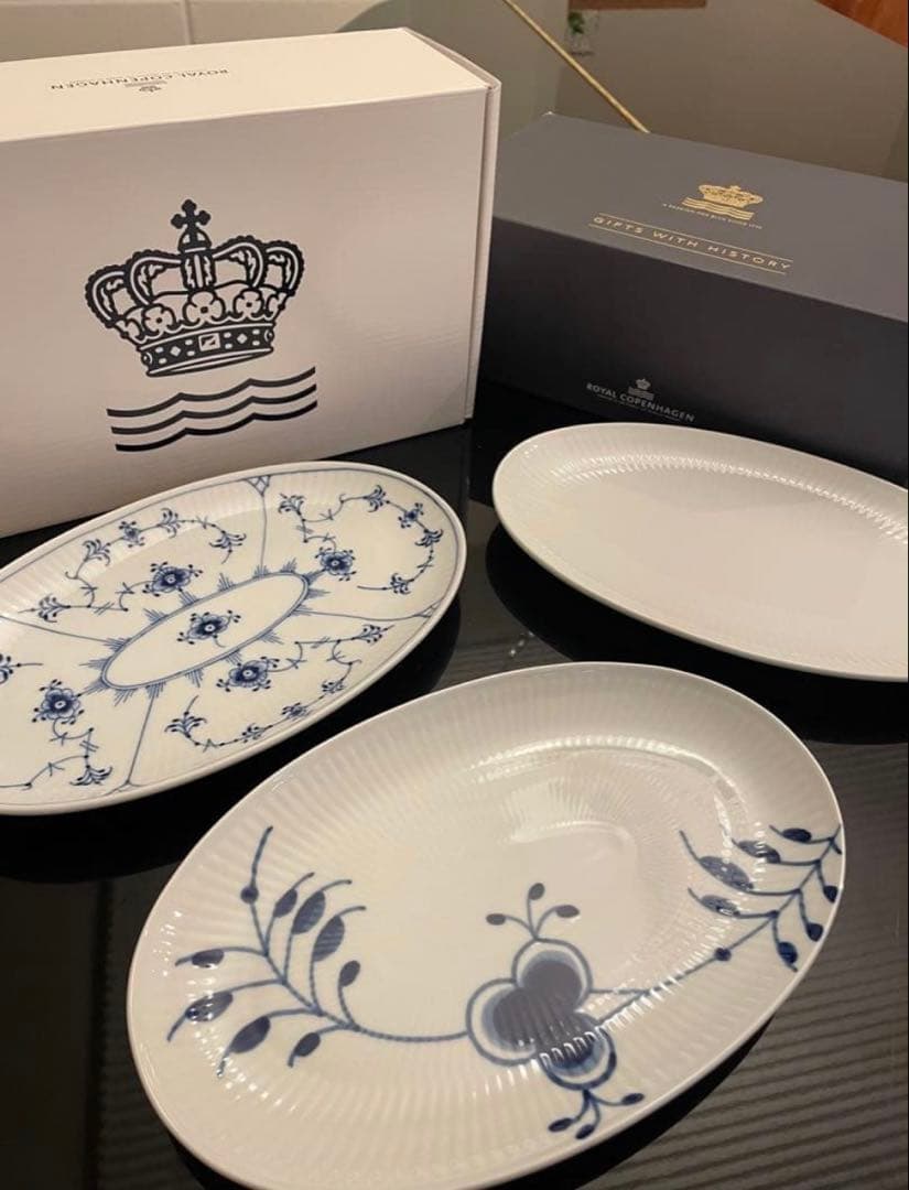【新品】ロイヤルコペンハーゲン ホワイトフルーテッド オーバルディッシュプレート