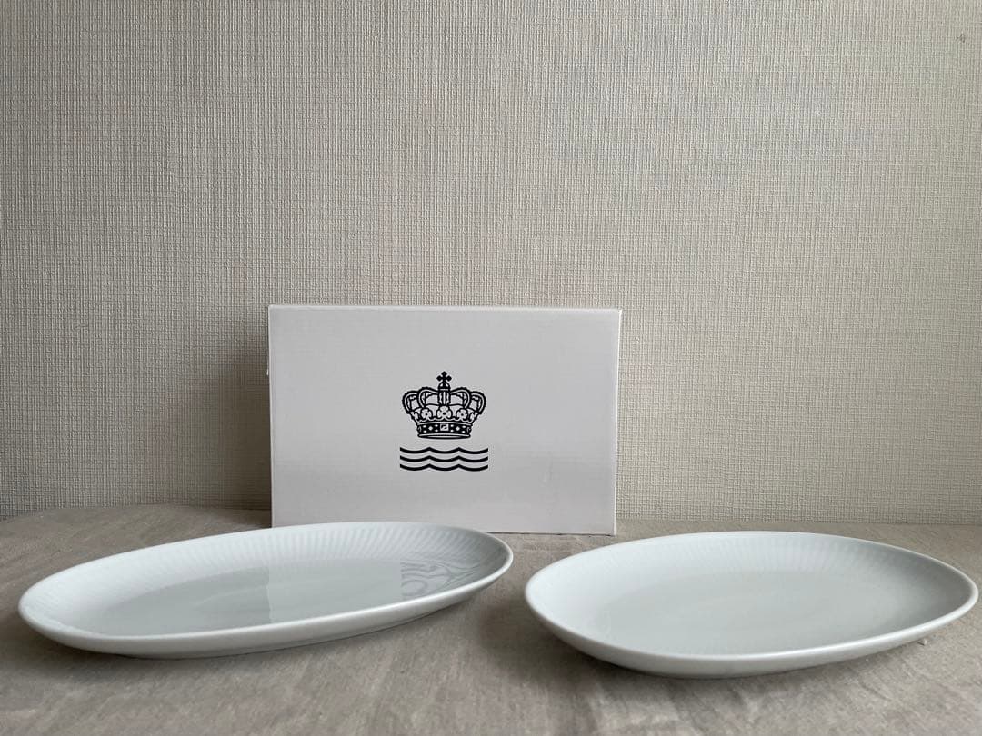 【新品】ロイヤルコペンハーゲン ホワイトフルーテッド オーバルディッシュプレート