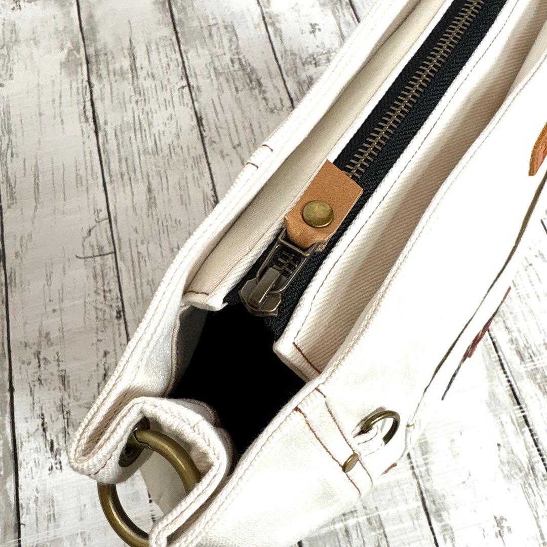 デニムリメイクワンハンドルバック　ショルダーバッグ　❤️ホワイトデニム