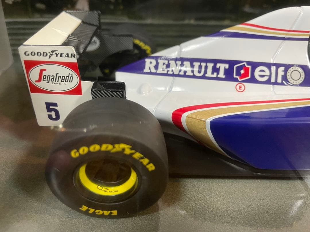 絶版希少Williams 1995 FW17 D.Hill 1:18