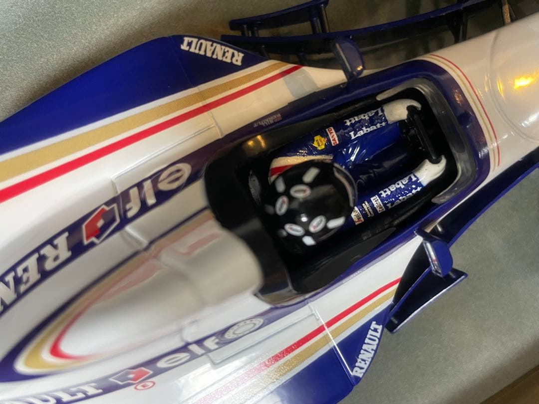 絶版希少Williams 1995 FW17 D.Hill 1:18
