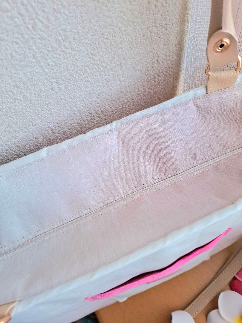 専用です。ハワイアンキルト　バッグ　2WAYファスナー　ピンク　革タグチャーム