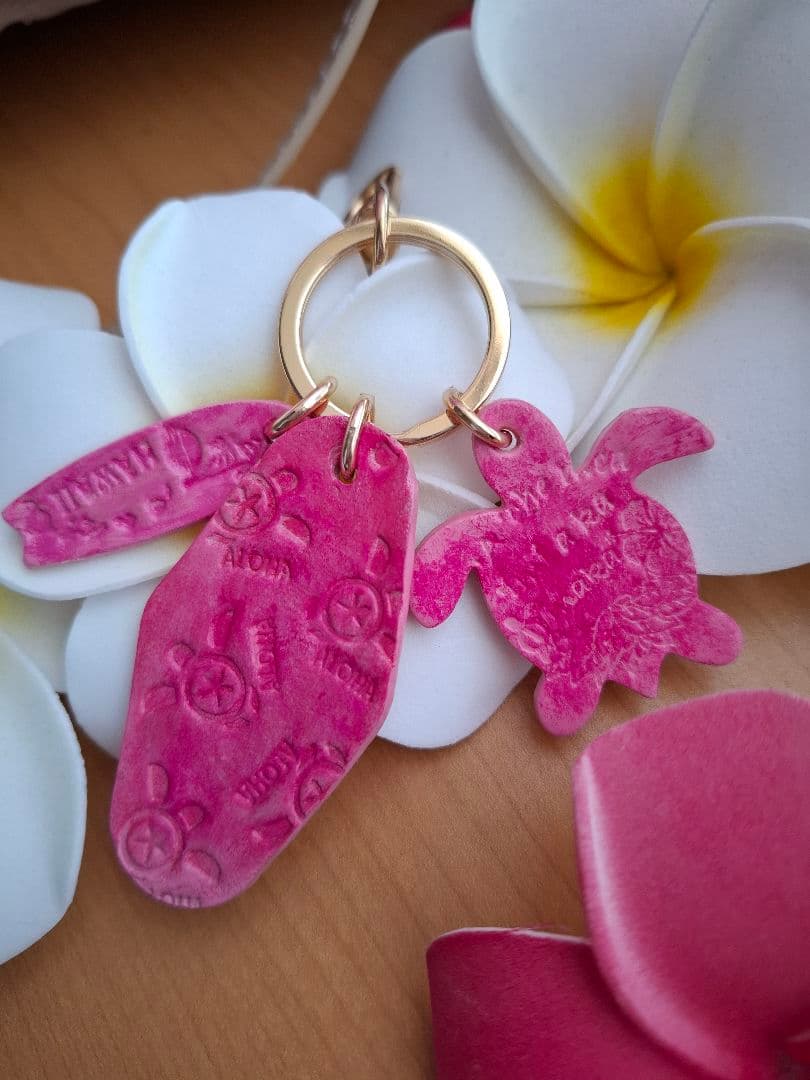 専用です。ハワイアンキルト　バッグ　2WAYファスナー　ピンク　革タグチャーム