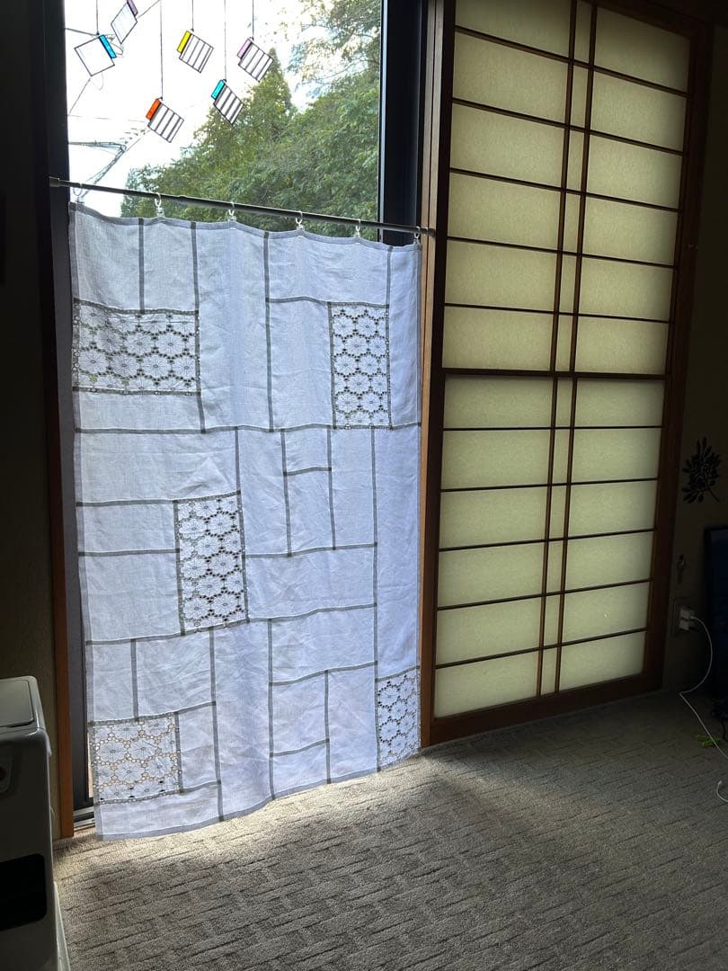 「ベルギーの白麻と花の穴刺繍」ポジャギ