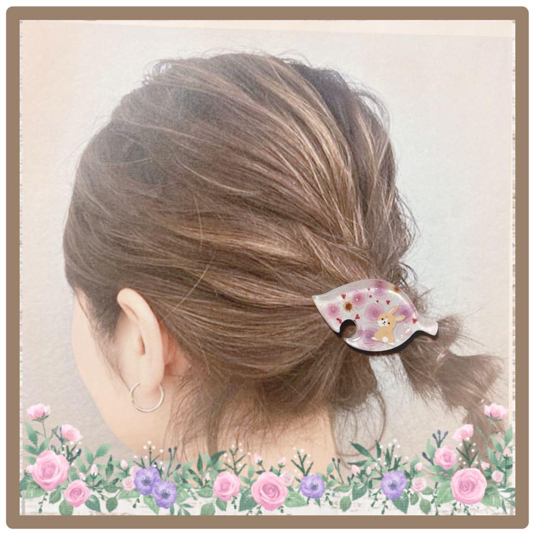 No 40❣️可愛い薔薇とうさぎのレジンヘアゴム❣️٩(๑❛ᴗ❛๑)۶❣️