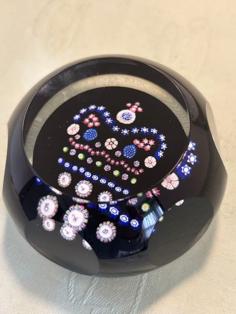 ケイスネス　ペーパーウェイト　美品