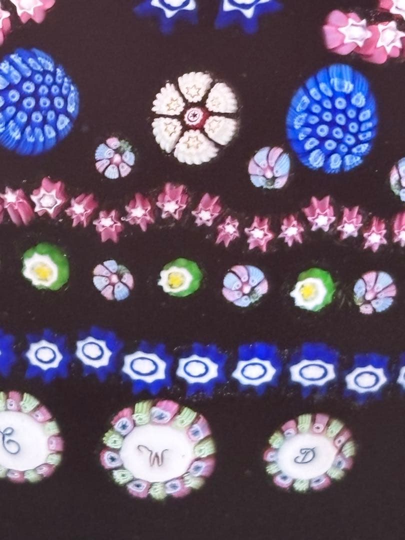 ケイスネス　ペーパーウェイト　美品