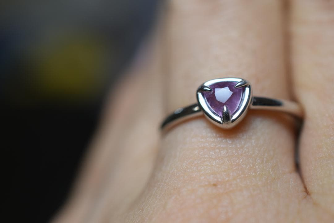 RG10-174 シルバー 非加熱 京藤色 スピネル リング ミャンマー産 指輪