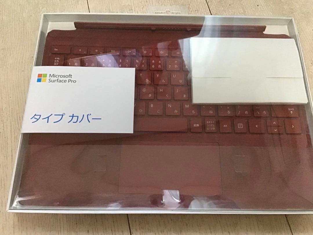 サーフェスプロ7 第10世代　キーボード（赤）
