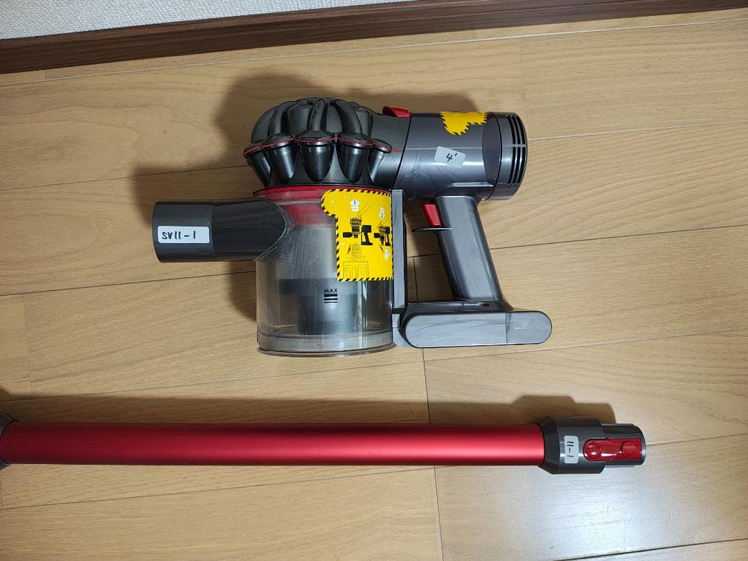 ダイソン★コードレス掃除機★V7★ＳV11★バッテリーの状態良好★1