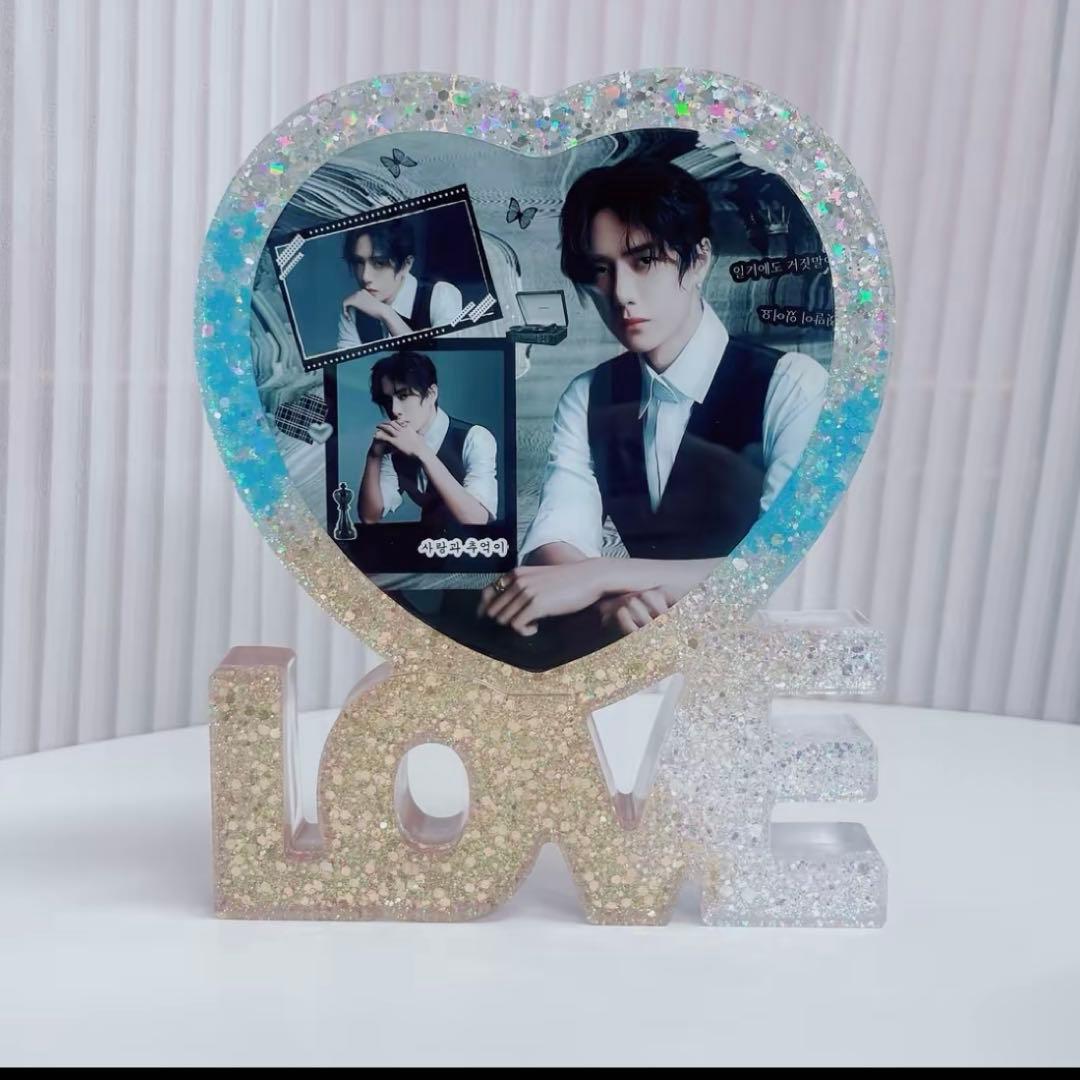 新作 王一博 超大Loveスタンド　置物 8点セット❣️確認用❣️0108