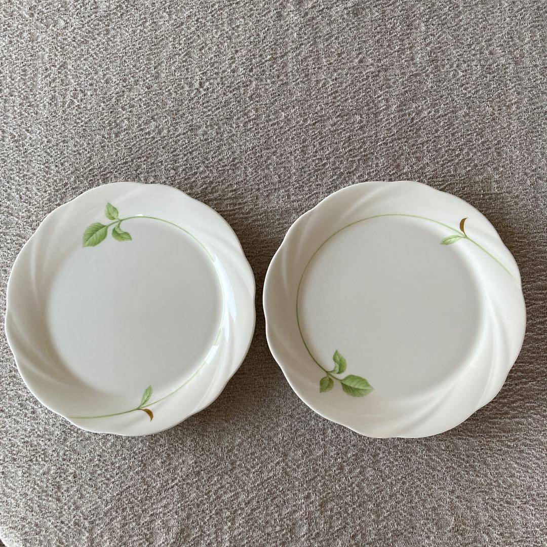 レモンバーム Lemon balm 20センチケーキ皿5枚