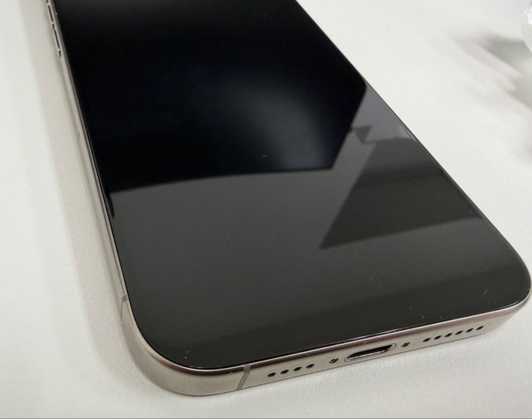 iPhone 15 ProMax 256GB ナチュラルチタニウム 本体