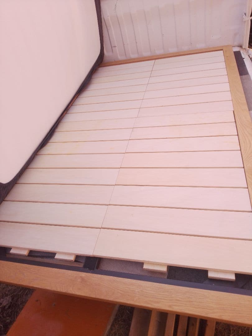 無印良品 セミダブルベットフレーム ベット下収納付き 引取り限定 (配送もあり）