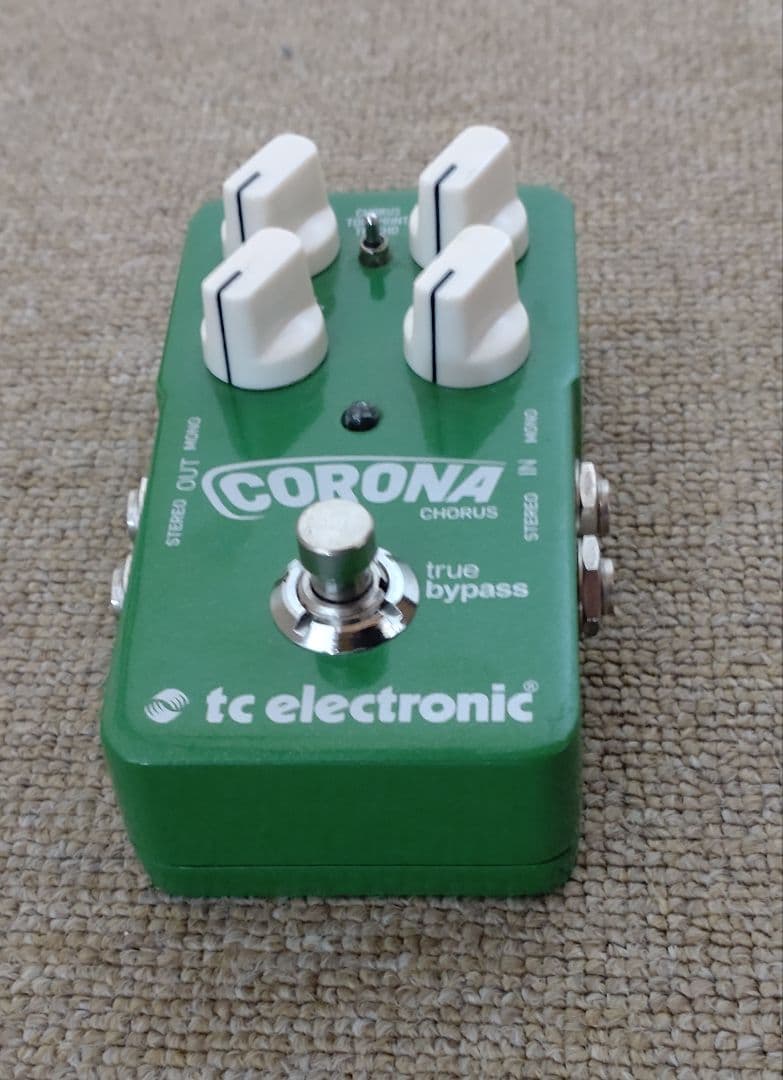 TC ELECTRONIC　CORONA CHORUS（コーラス） エフェクター