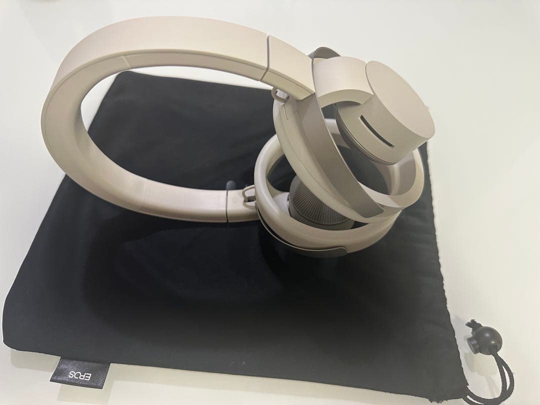 NTTソノリティ　オーバーヘッド型ヘッドホン nwm ONE　MBH001WA