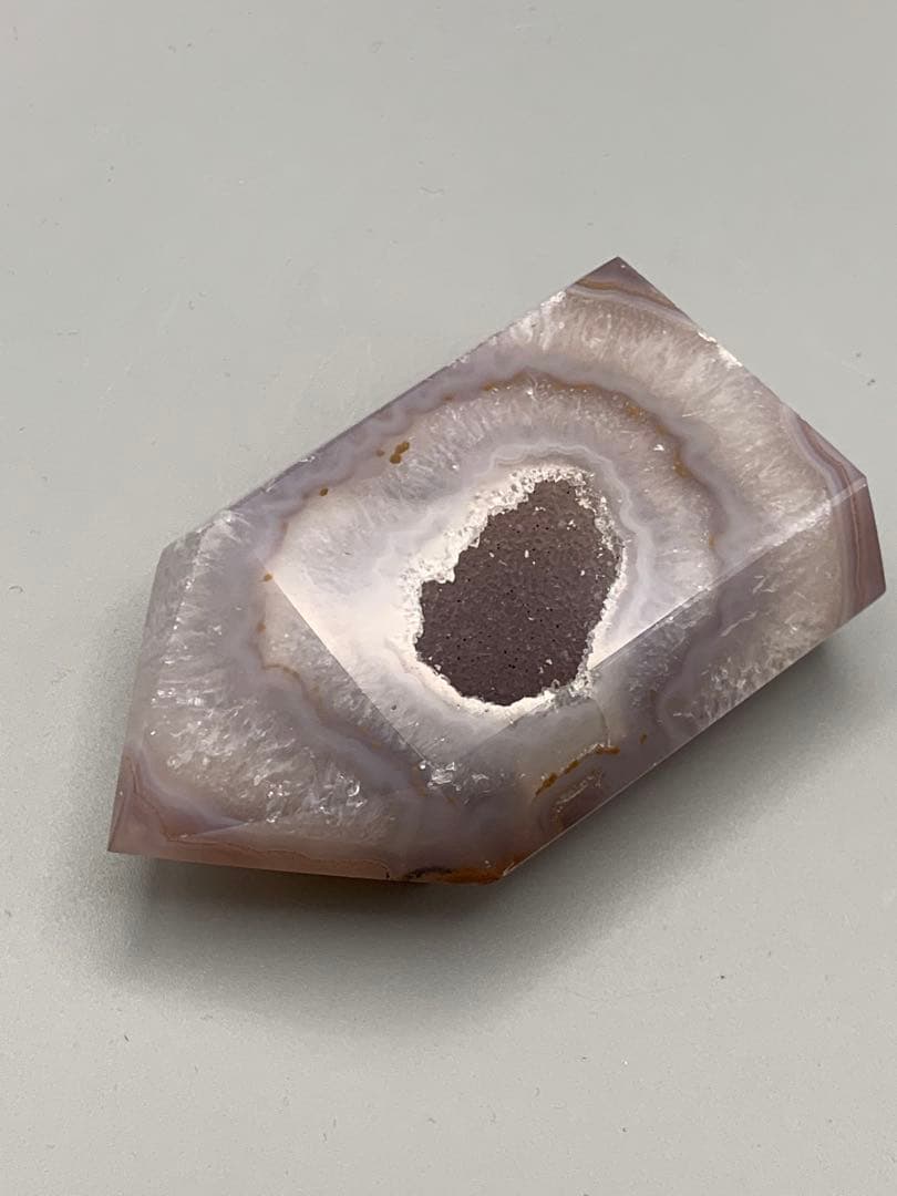 アゲートクリスタル置物 ピンクグレー